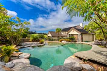 78 Okura River Road, Okura