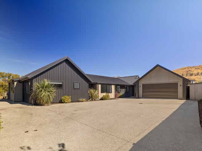37 Headley Drive, Lower Shotover