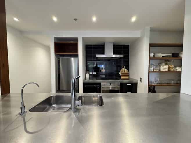 2b/82 Cable Street, Te Aro