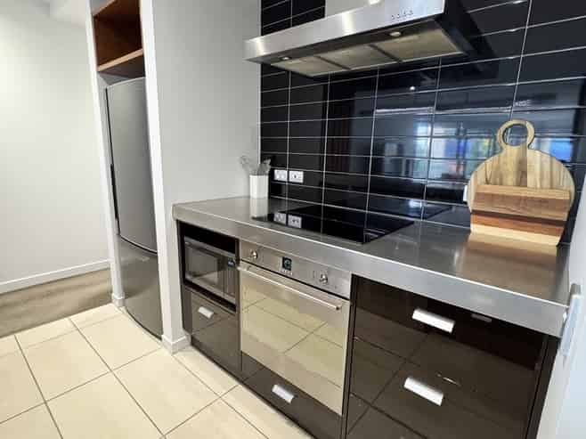 2b/82 Cable Street, Te Aro