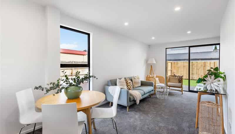 2/40 Hastings Street West, Sydenham