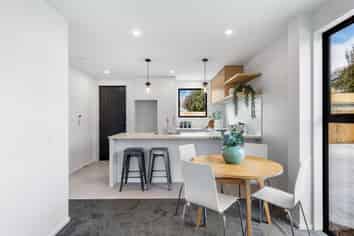 2/40 Hastings Street West, Sydenham