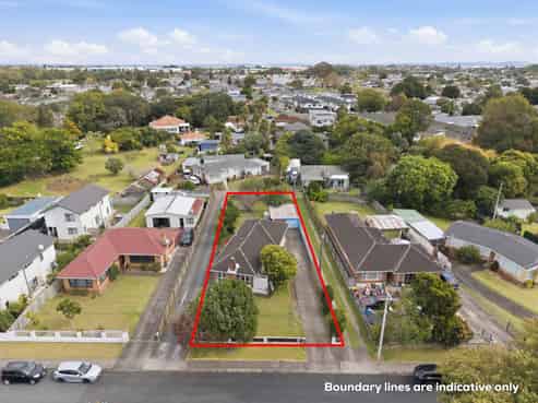 78 Hallberry Road, Mangere East