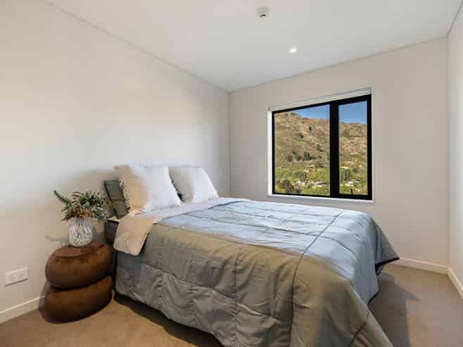 706/10 Copper Beech Avenue, Frankton