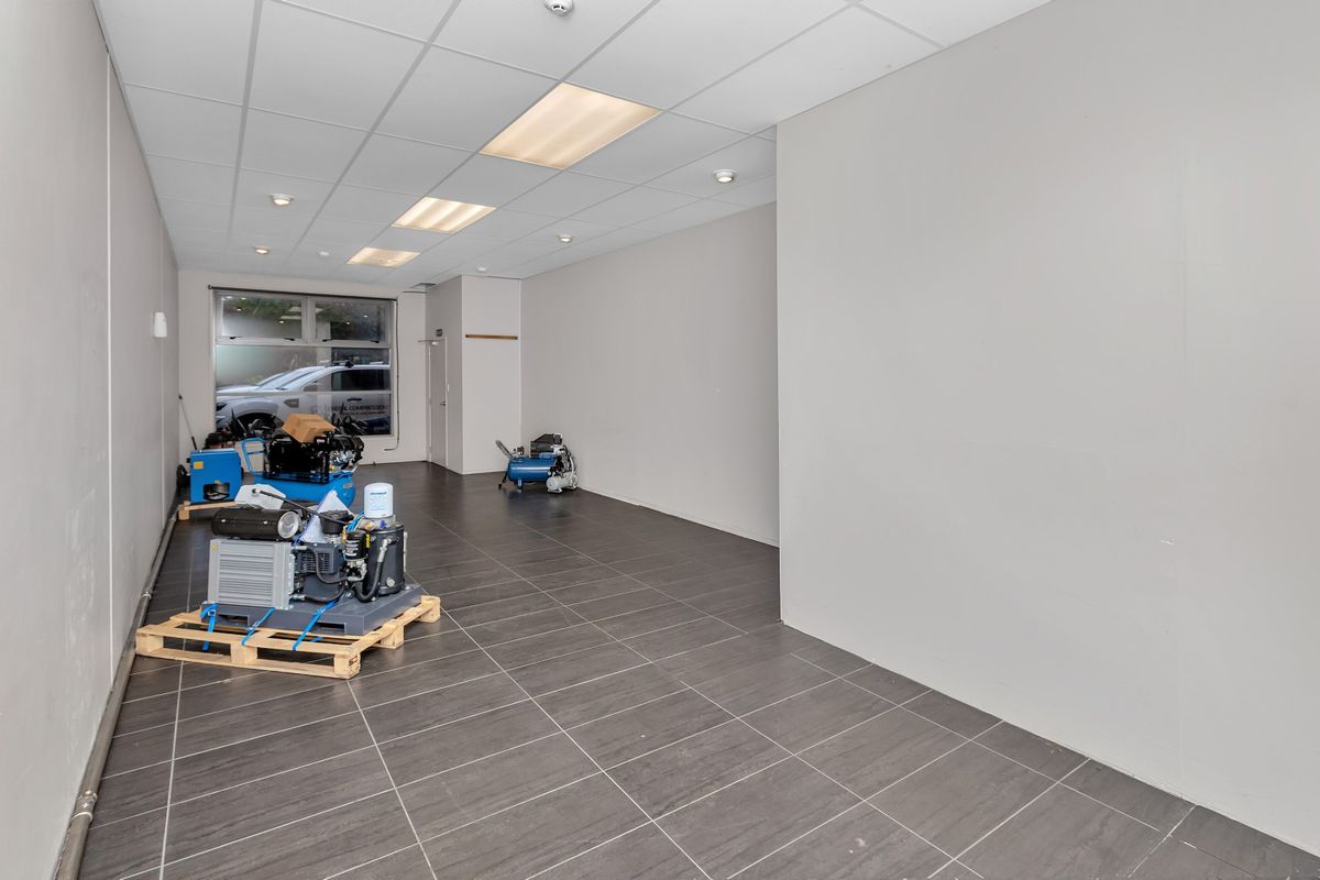 Commercial Unit – Nell Place Business Park - Mehr