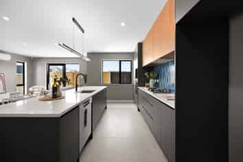 8 Earp Crescent, Chartwell