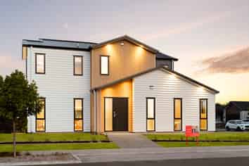 8 Earp Crescent, Chartwell