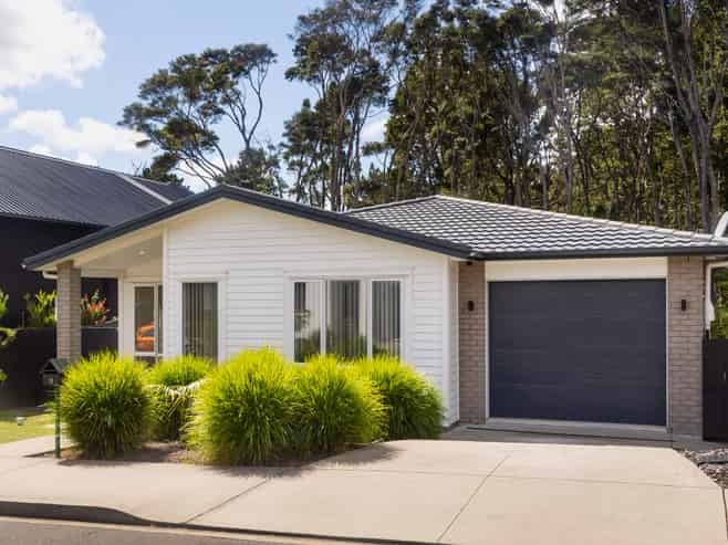 20 Greenwoods Close, Titirangi