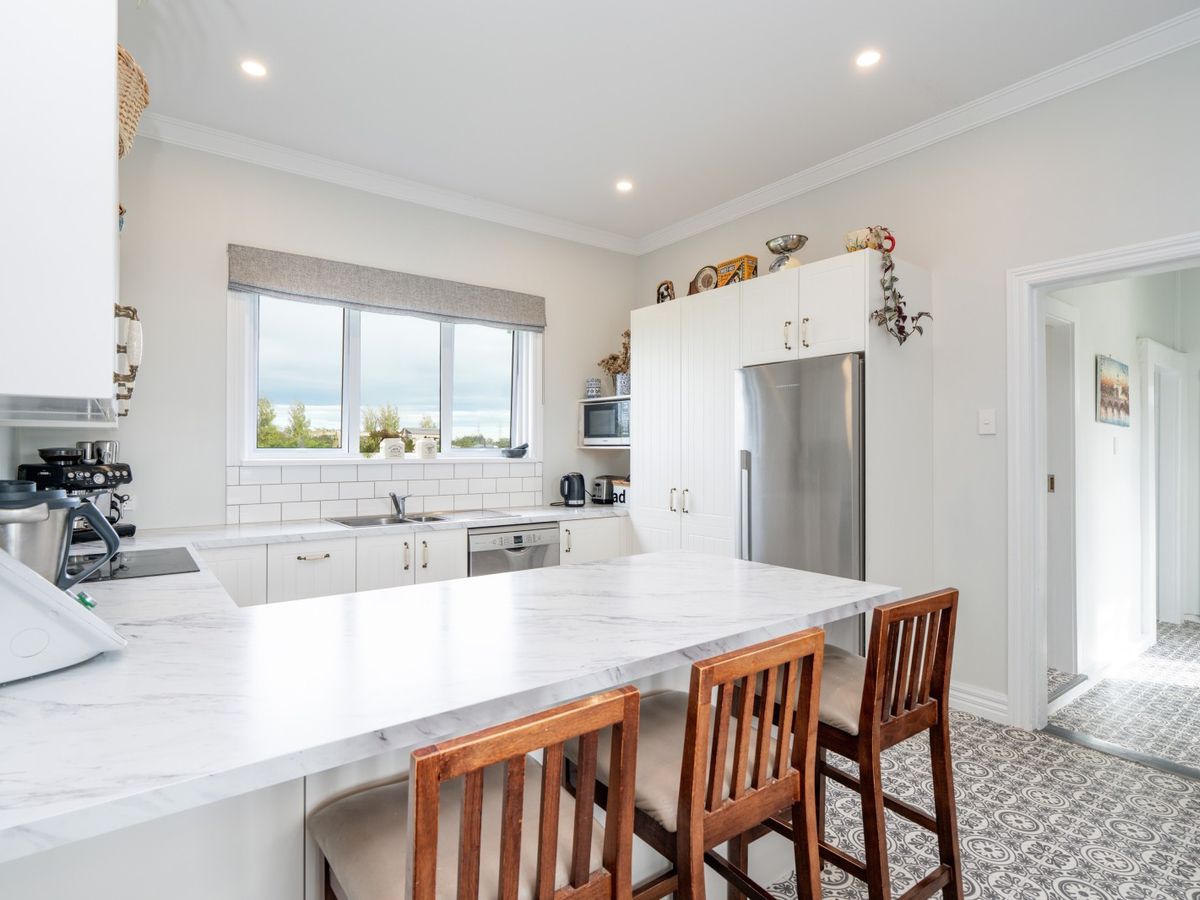 411 Flora Road East, Makarewa, Invercargill City, Southland - Photo 2