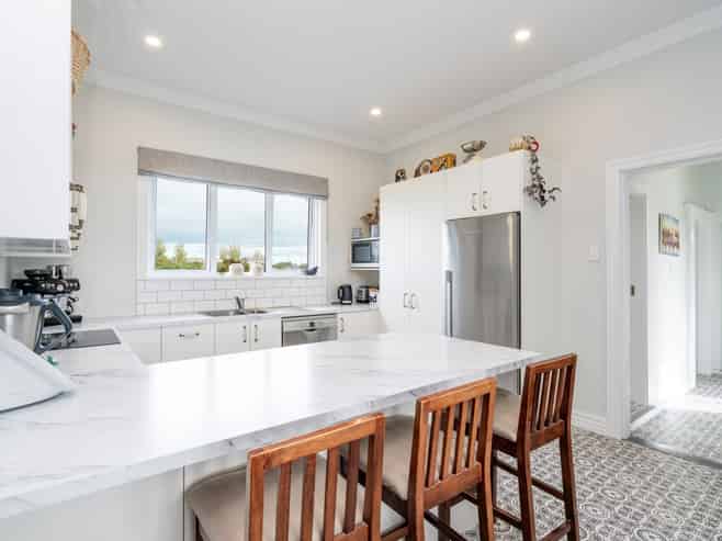 411 Flora Road East, Makarewa