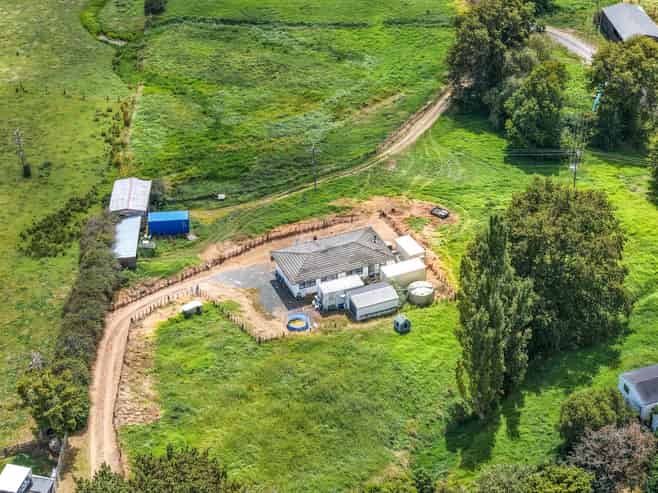 528 Monument Road, Maramarua