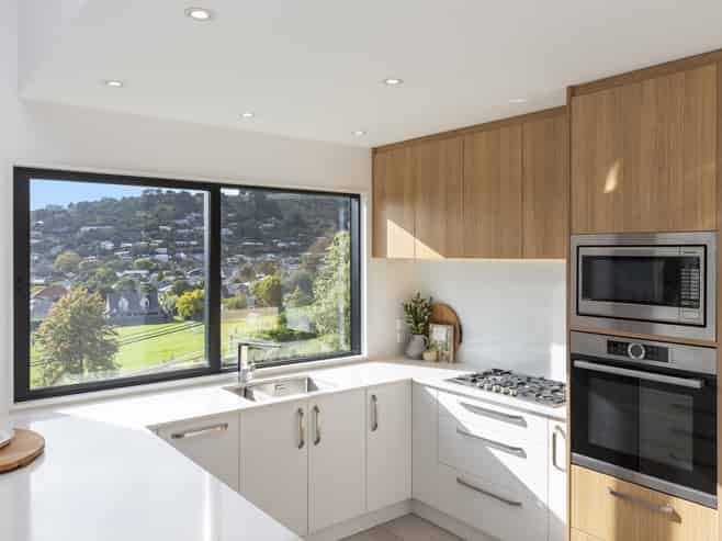 6 Ramahana Road, Huntsbury