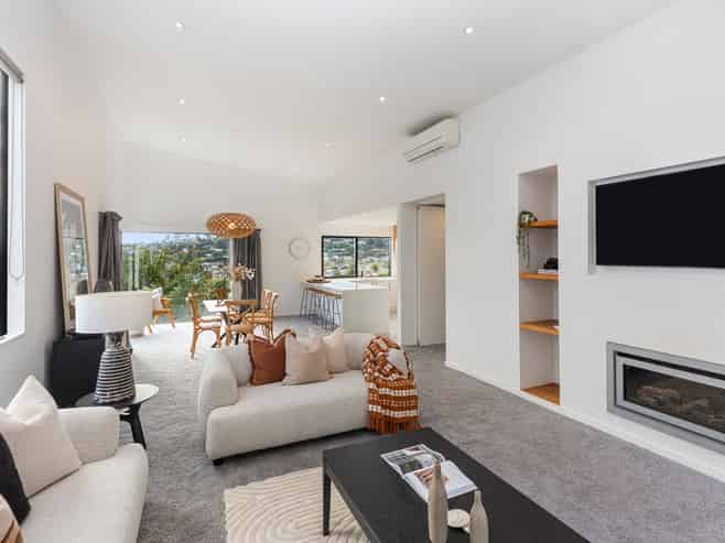 6 Ramahana Road, Huntsbury