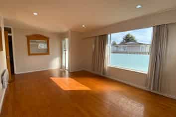 2 Selsey Lane, Manurewa