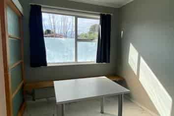 2 Selsey Lane, Manurewa