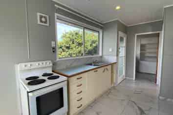 2 Selsey Lane, Manurewa