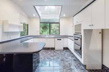 65 Nevay Road, Miramar