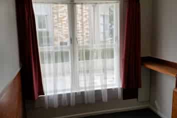 79 Turret Road, Avenues