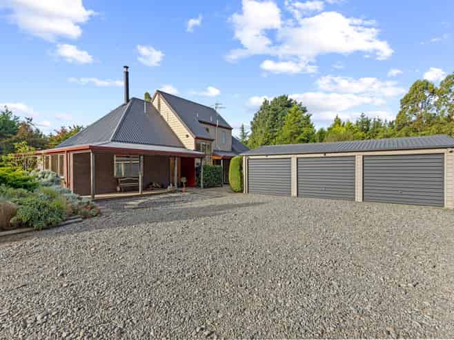 2359 South Eyre Road, West Eyreton