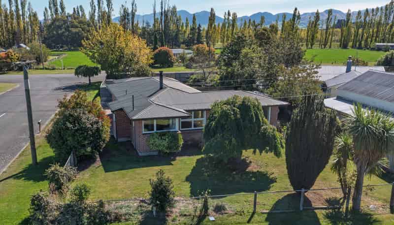 1 Lowry Street, Waiau