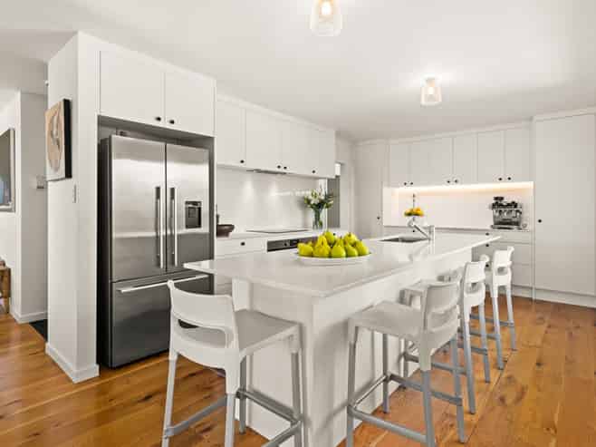 10 Charlton Road, Te Awanga