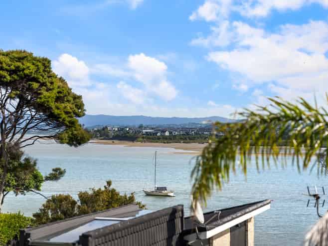 9 Amelia Place, Beach Haven