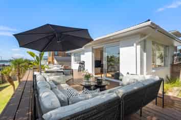 23 McBreen Avenue, Northcote