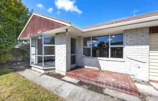 2/3 Hythe Lane, Saint Martins