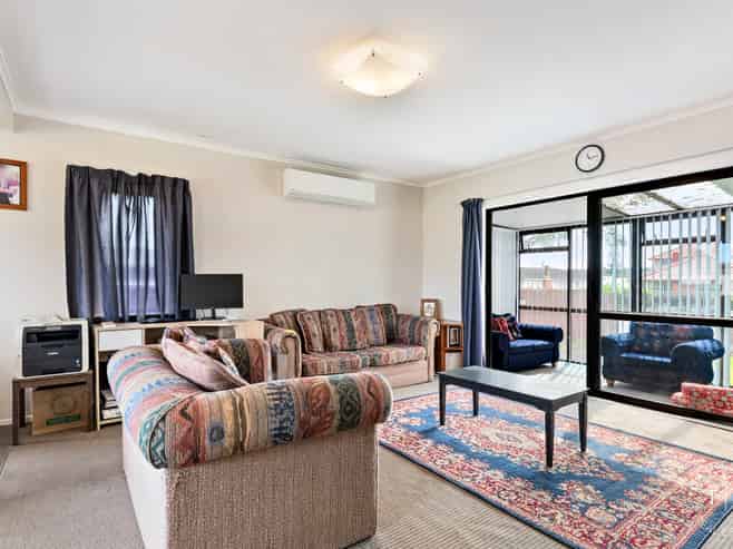 4 Mckean Avenue, Manurewa