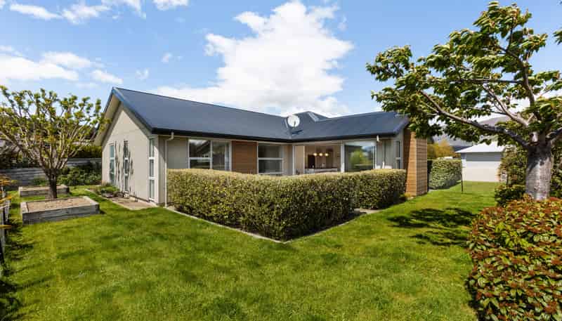 11 Sunnyside Lane, Wanaka