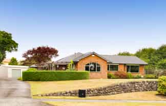 9 Adam Lile Drive, Highlands Park