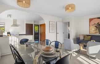 2 Brydon Way, THE WOOD