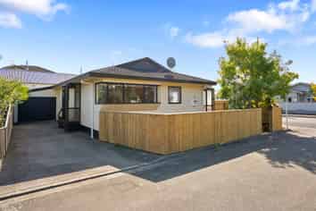 2 Brydon Way, THE WOOD