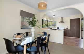 2 Brydon Way, THE WOOD