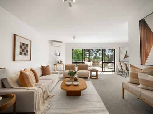 2/159 Norman Lesser Drive, Saint Johns