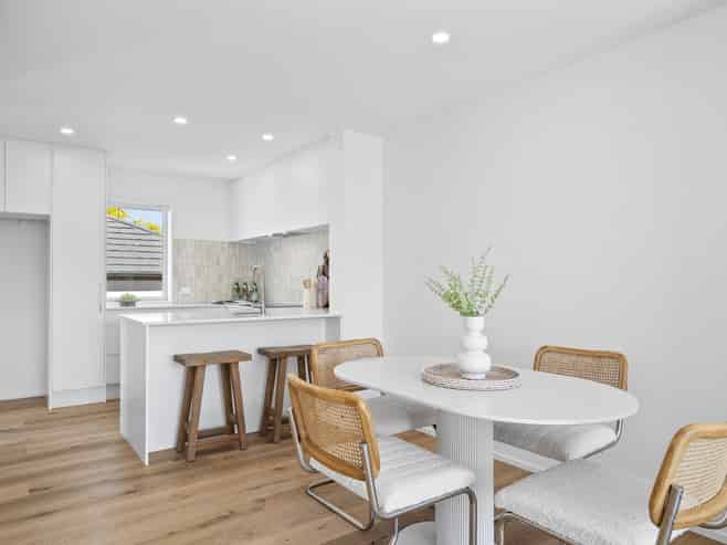 1-2/16 Bass Street, Woolston