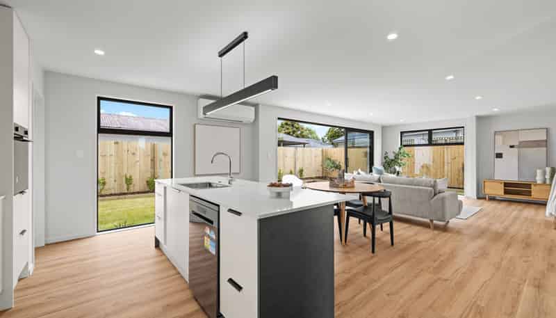 2/5 Patrick Street, Saint Albans