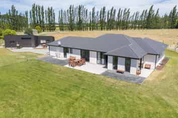 127 Albert Street, Elgin