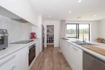 127 Albert Street, Elgin