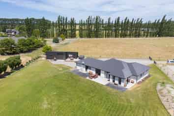 127 Albert Street, Elgin