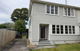 14 Newall Ave, Bryndwr