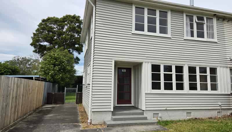 14 Newall Ave, Bryndwr