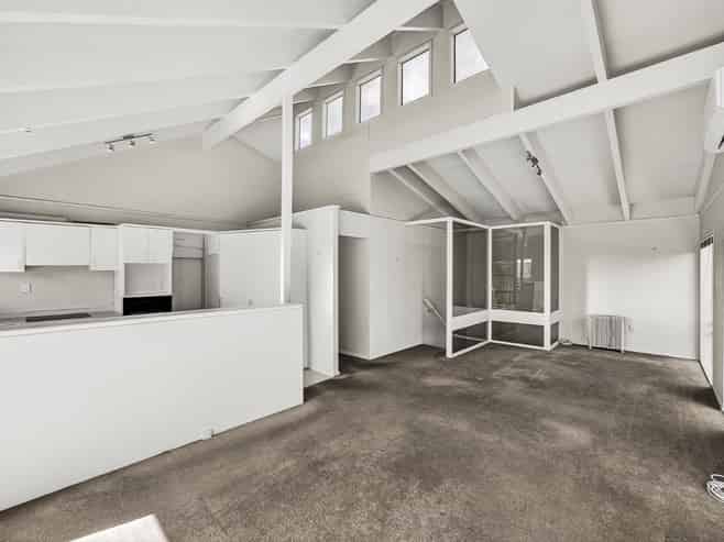 b/13 Muritai Road, Milford