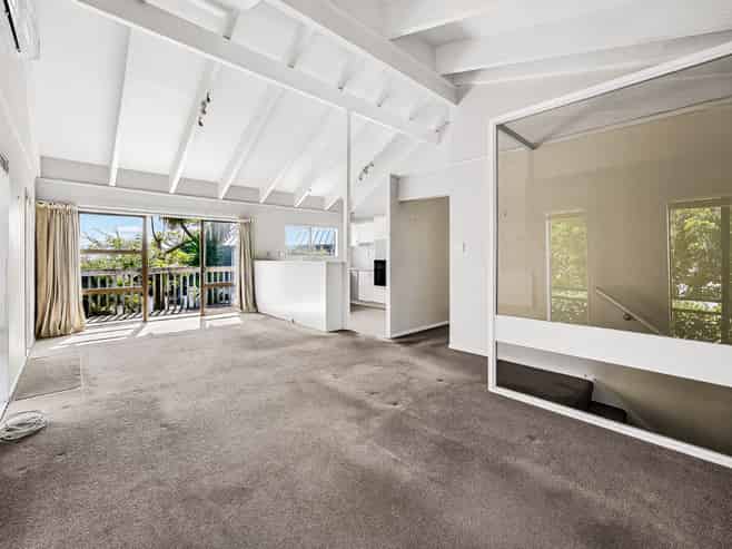 b/13 Muritai Road, Milford