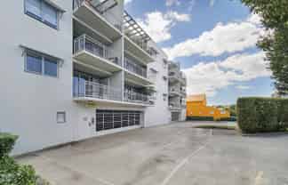 2D/51B Princes Street, Onehunga