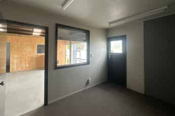 High-Profile Corner Workshop | Miro / Matai Street