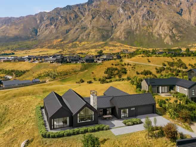 6 Wanderer Lane, Jacks Point