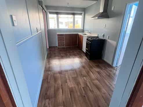 Manawatu / Whanganui - Address withheld