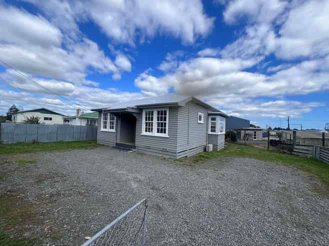 Manawatu / Whanganui - Address withheld