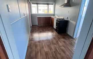 Manawatu / Whanganui - Address withheld